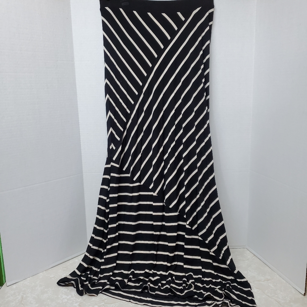 Romeo & Juliet Couture Black Heather Oatmeal Maxi Skirt Sz S Small New